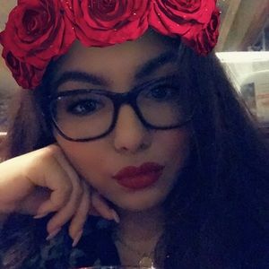 Meet your Posher, Jenny